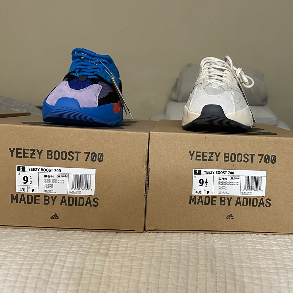 Yeezy Boost 700